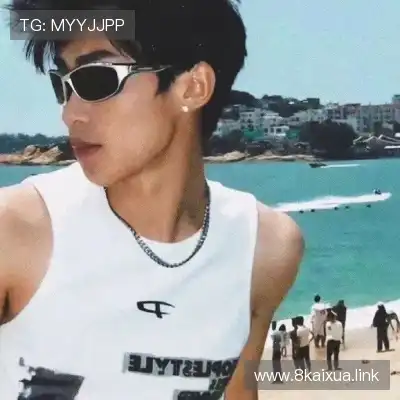 屈融健